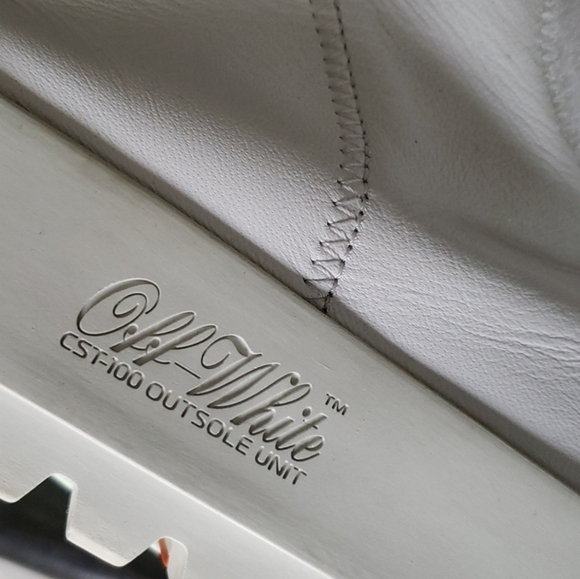 Off White Moto Wrap Sneaker - Picture 3 of 8